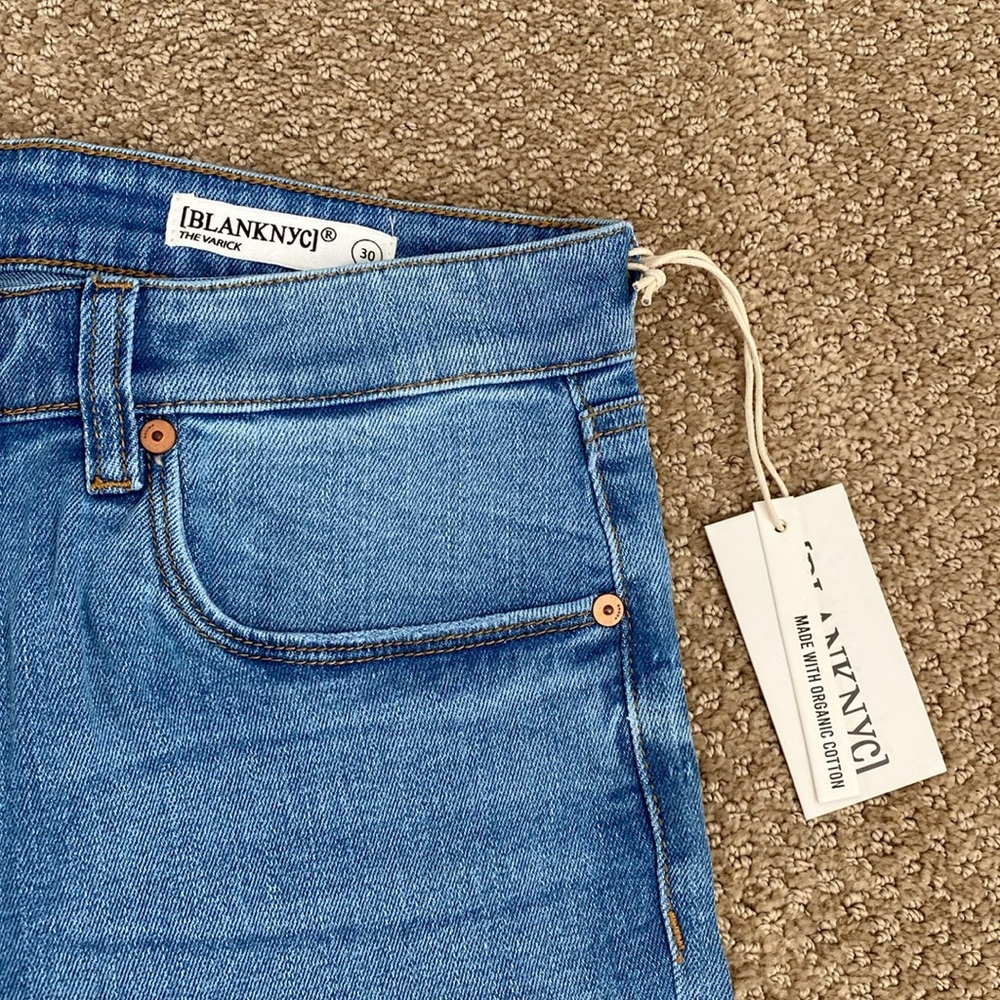 **NWT BLANKNYC Varick Kick Flare Denim Jeans - Size 30 - Picture 3 of 7